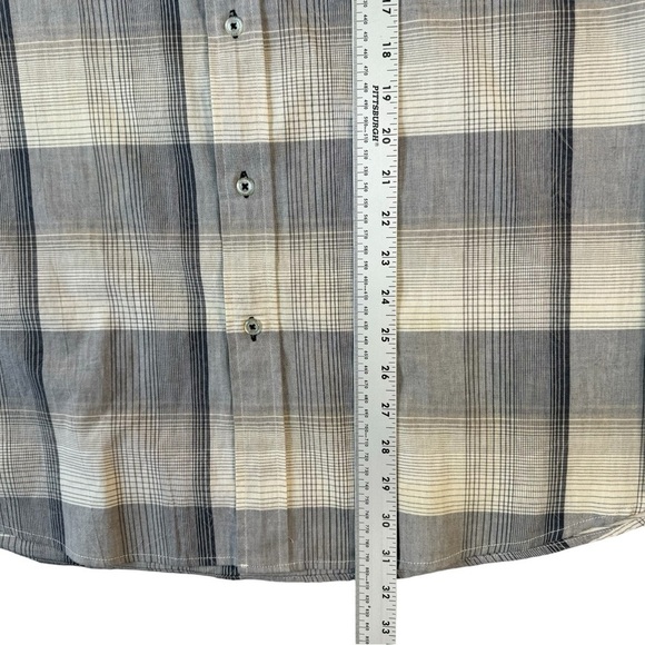 Viyella Blue Plaid Short Sleeve Button Up Shirt Mens XL - Picture 3 of 7